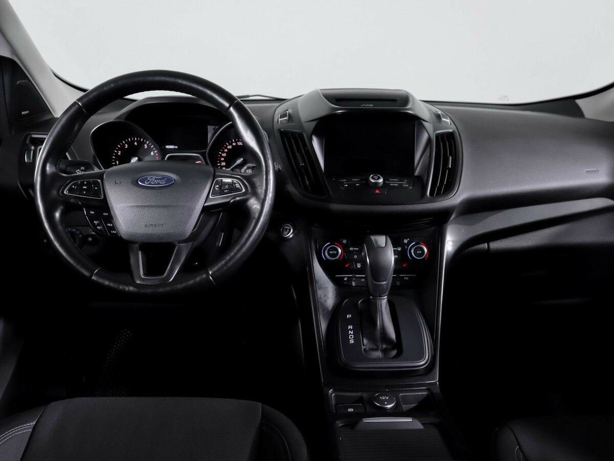 Ford Kuga II Рестайлинг, 2017 - Фото №11