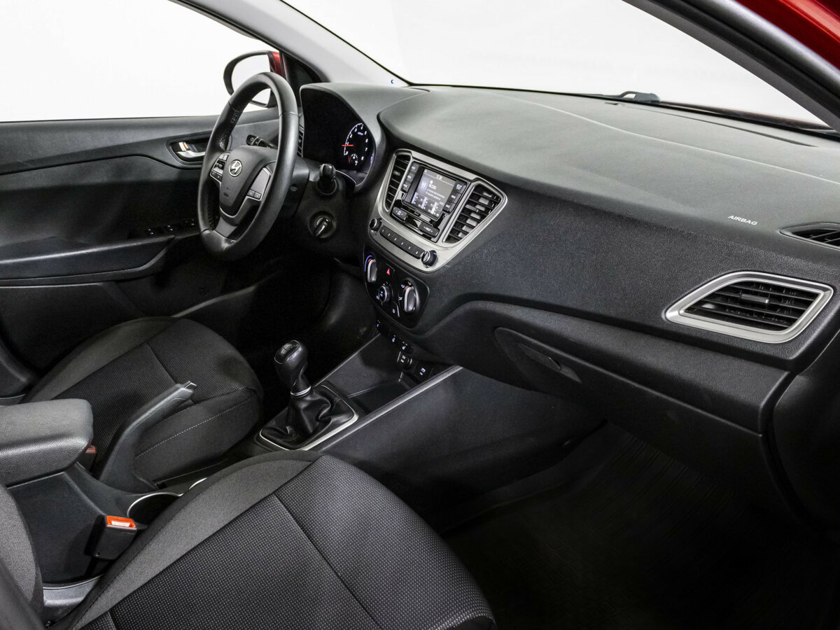 Hyundai Solaris II Рестайлинг, 2021 - Фото №8