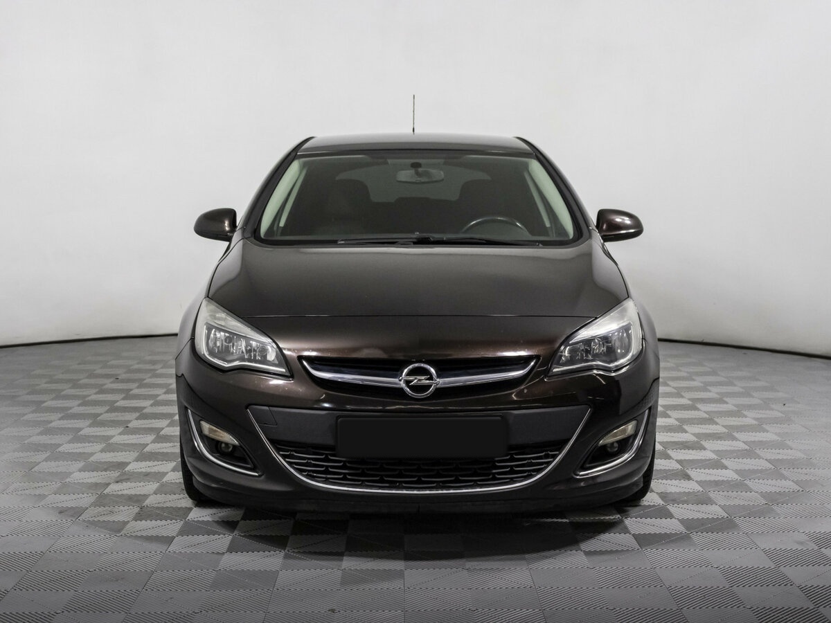 Opel Astra J Рестайлинг, 2013 - Фото №1