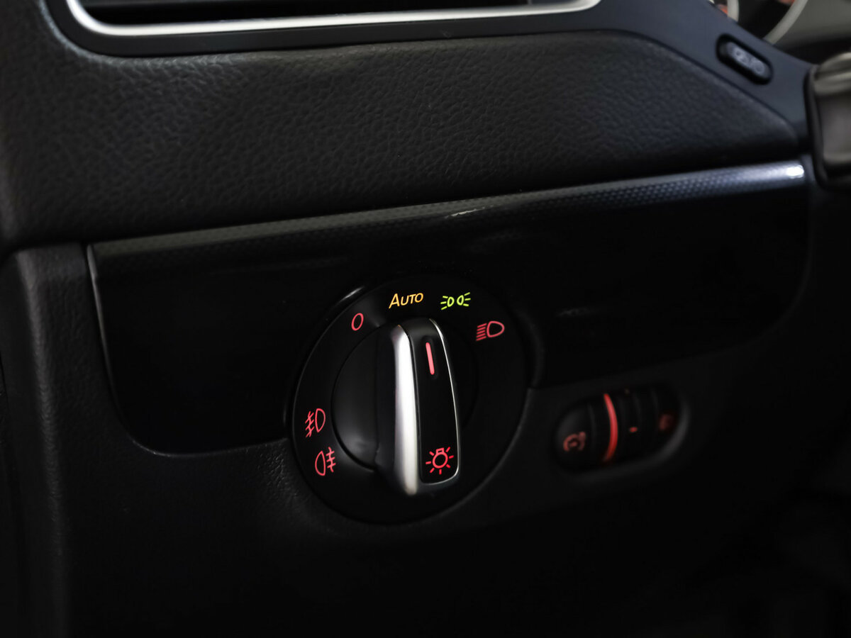 Volkswagen Jetta VI, 2014 - Фото №10