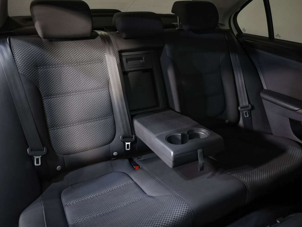 Volkswagen Jetta VI Рестайлинг, 2015 - Фото №15