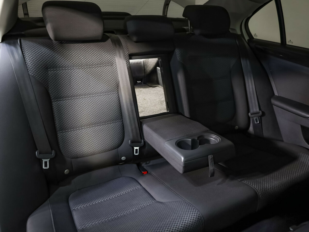 Volkswagen Jetta VI Рестайлинг, 2015 - Фото №16