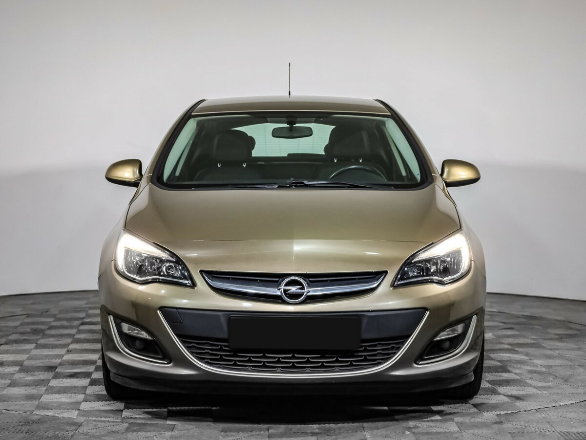 Opel Astra J, 2012 - Фото №1