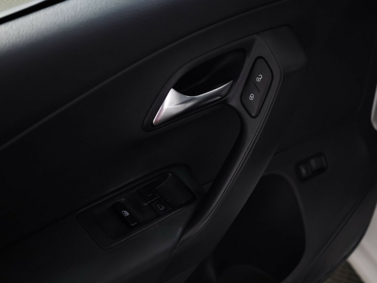 Volkswagen Polo V Рестайлинг, 2018 - Фото №10