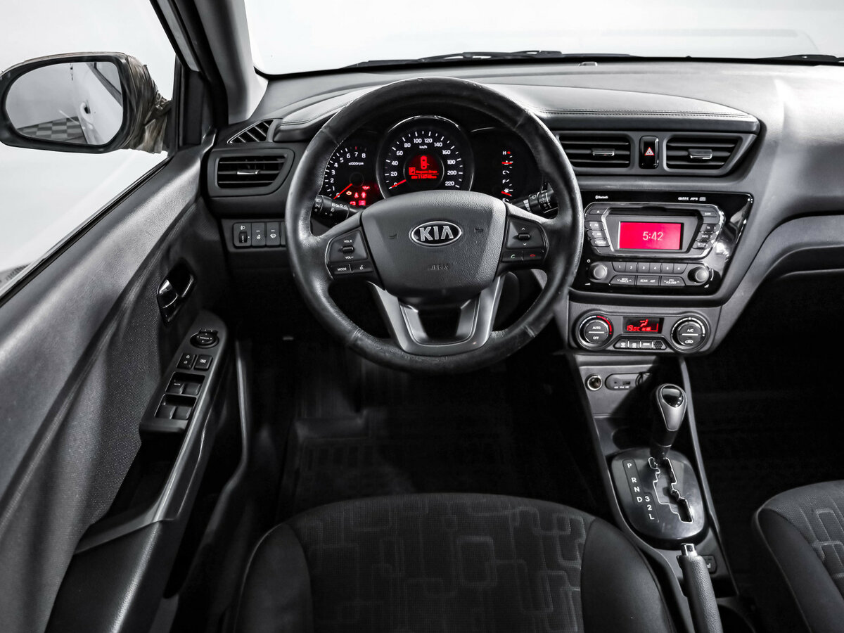 Kia Rio 4-speed III, 2013 - Фото №8