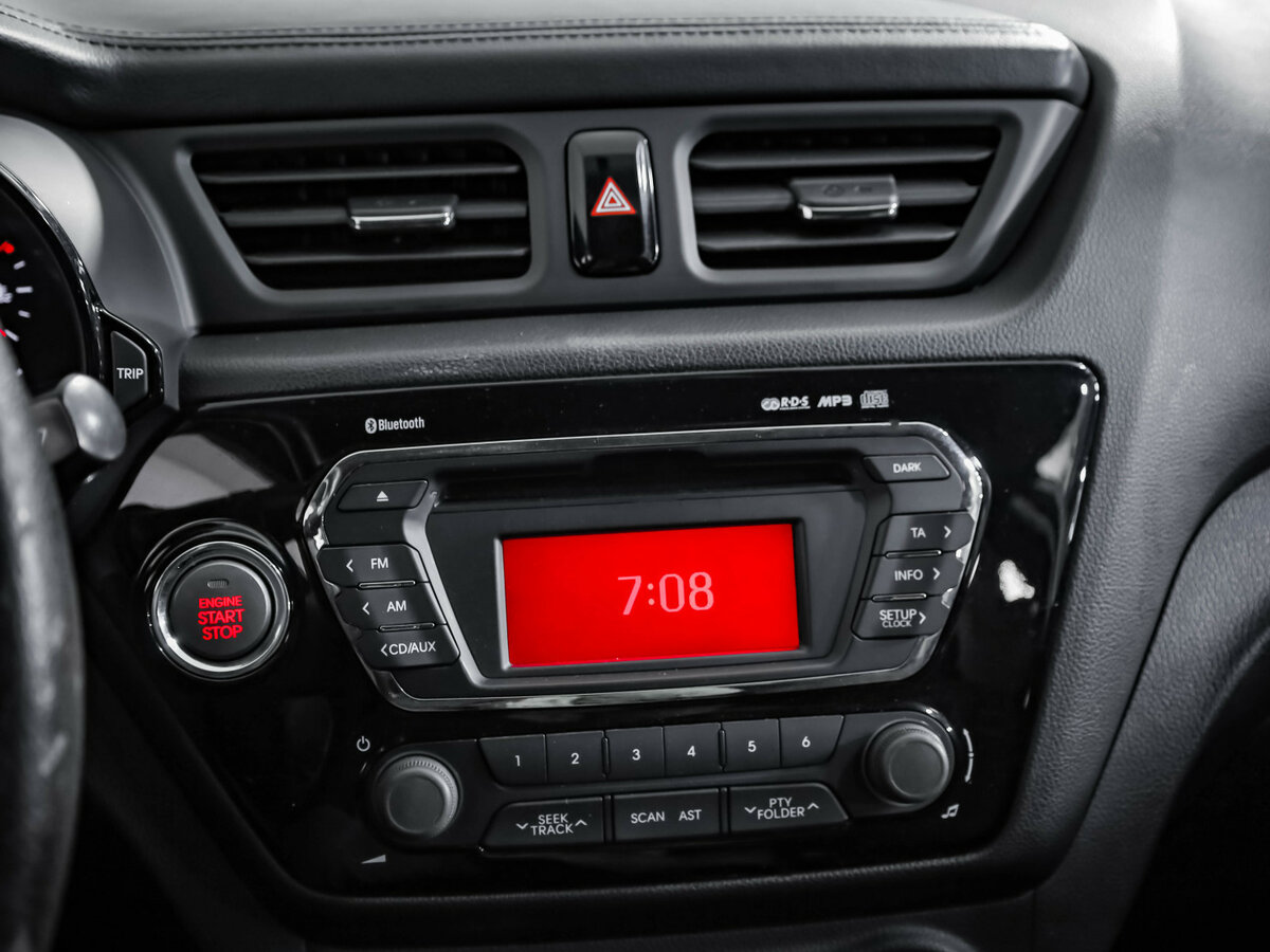 Kia Rio 4-speed III, 2013 - Фото №10