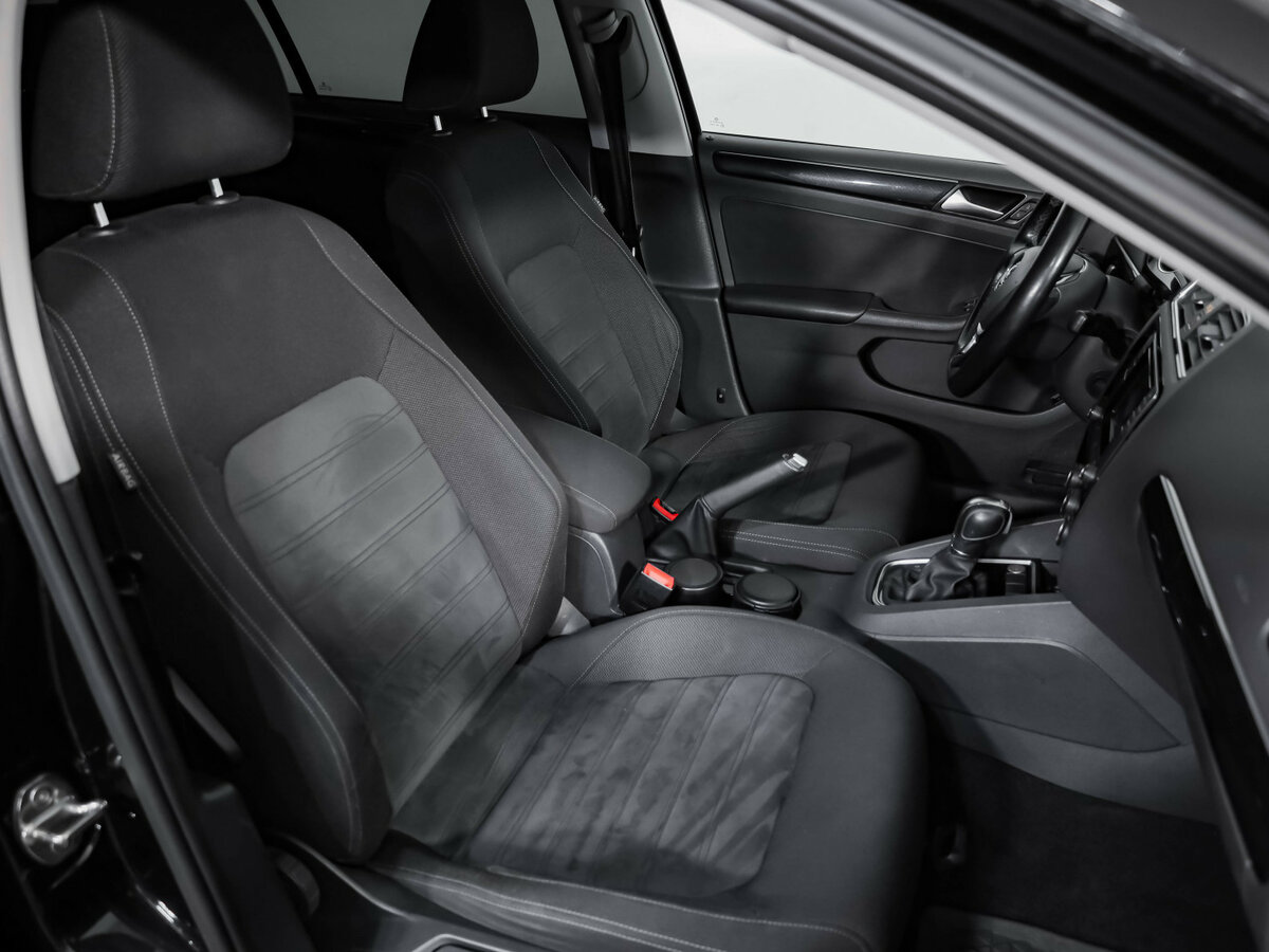 Volkswagen Jetta VI Рестайлинг, 2017 - Фото №23