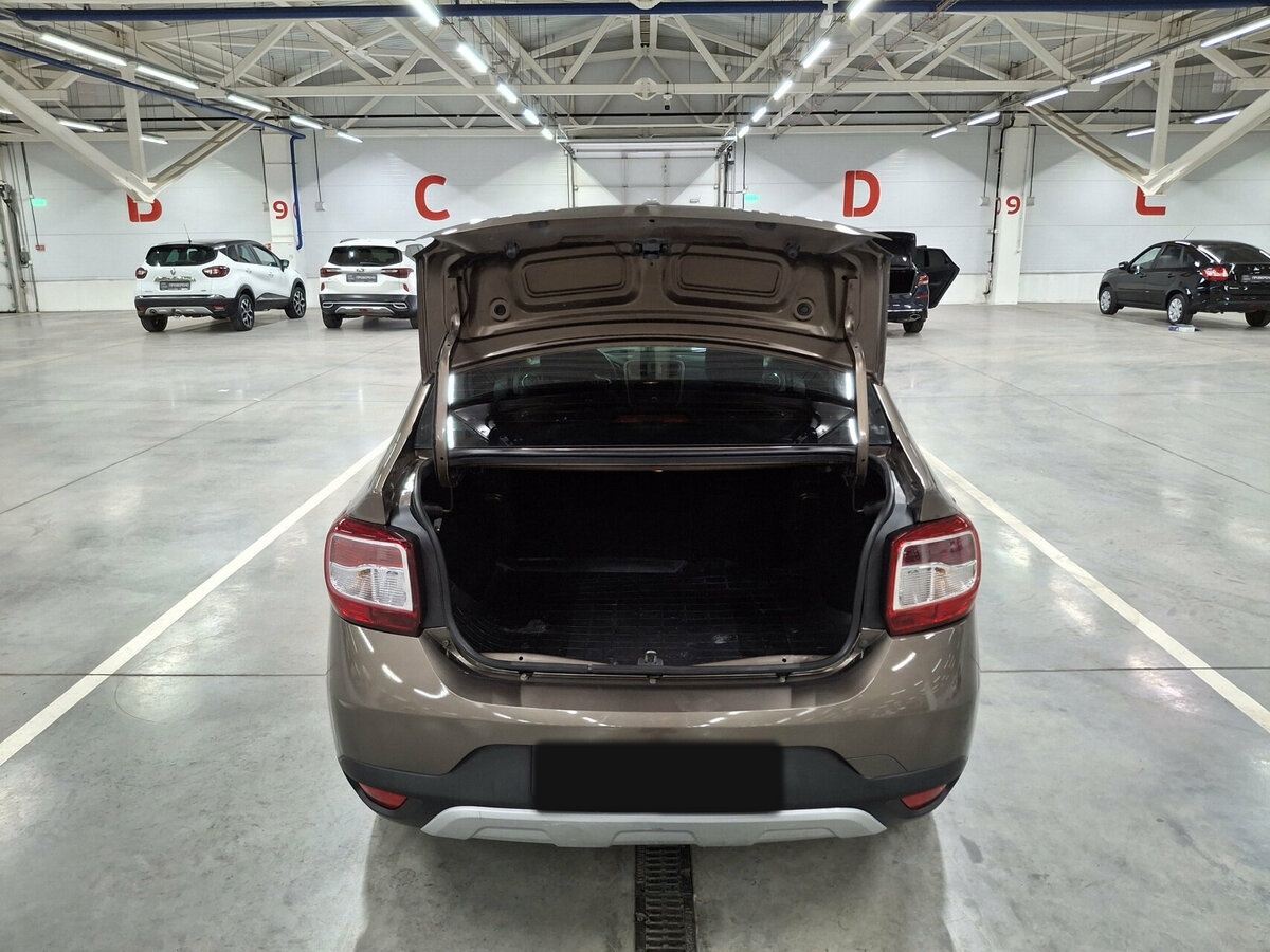 Renault Logan Stepway II Рестайлинг, 2020 - Фото №9