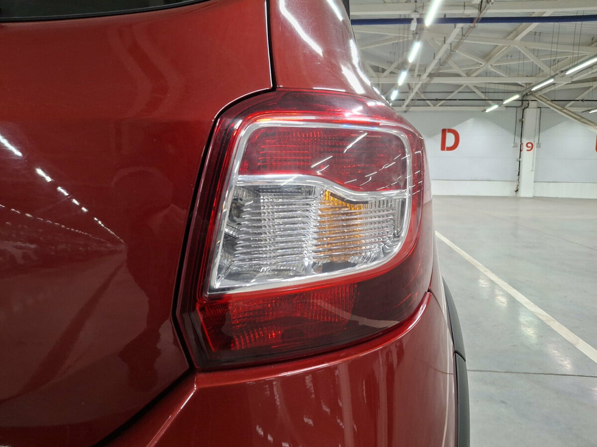 Renault Sandero Stepway II Рестайлинг, 2018 - Фото №8