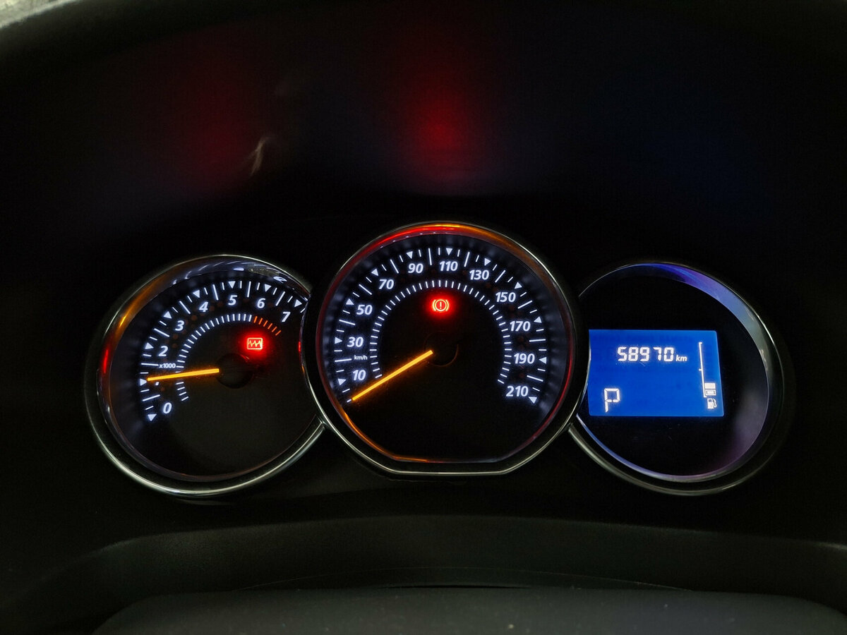 Renault Sandero Stepway II Рестайлинг, 2018 - Фото №12