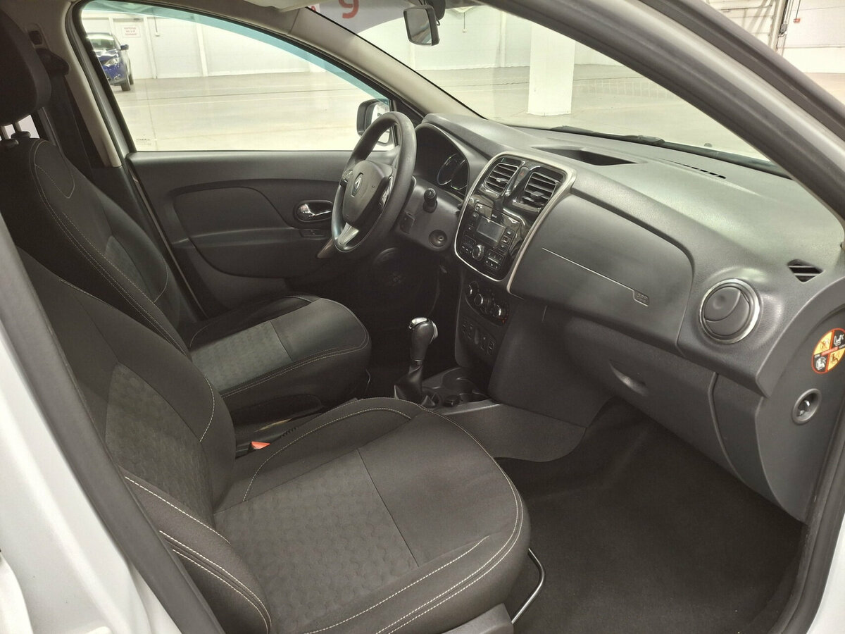 Renault Logan II, 2017 - Фото №10