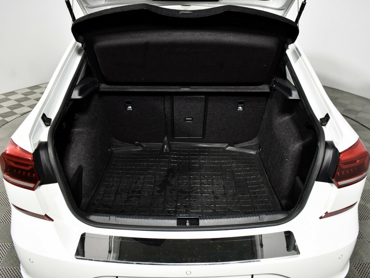 Volkswagen Polo VI, 2020 - Фото №17