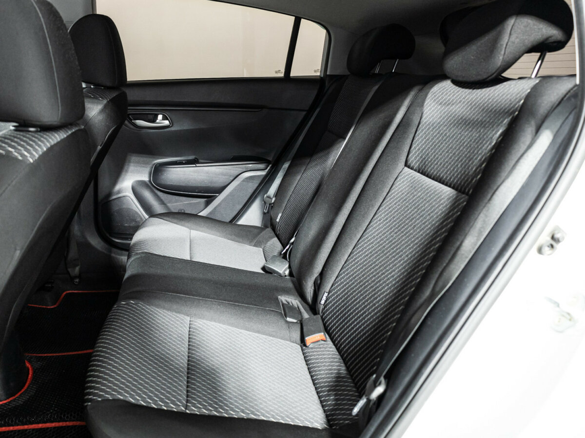 Kia Rio X-Line IV, 2019 - Фото №9