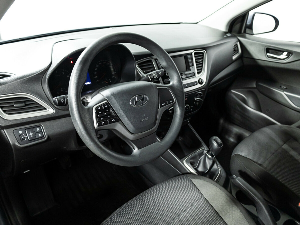 Hyundai Solaris II, 2020 - Фото №10