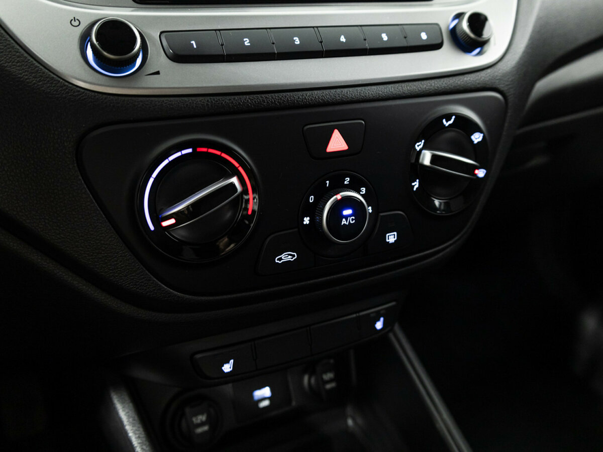 Hyundai Solaris II, 2020 - Фото №15