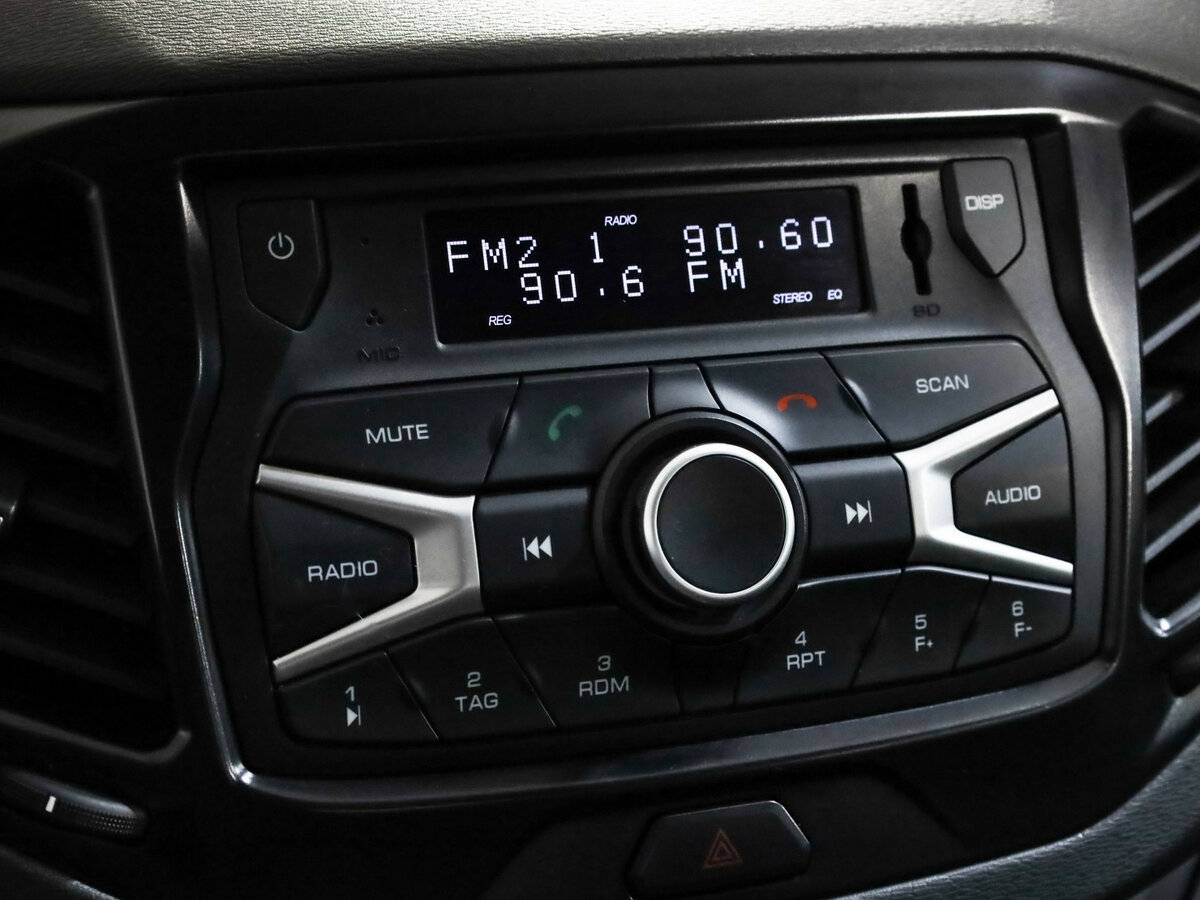 Lada (ВАЗ) Vesta I, 2020 - Фото №11