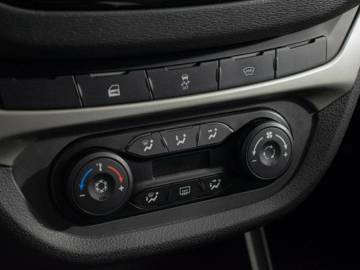 Lada (ВАЗ) Vesta SW Cross I, 2021 - Фото №14