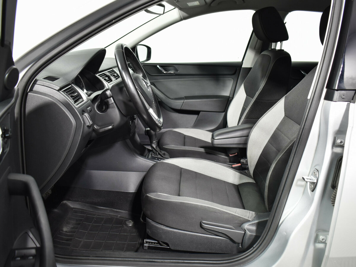 Skoda Rapid I, 2017 - Фото №9