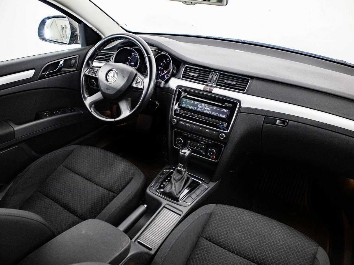 Skoda Superb DSG II Рестайлинг, 2014 - Фото №10