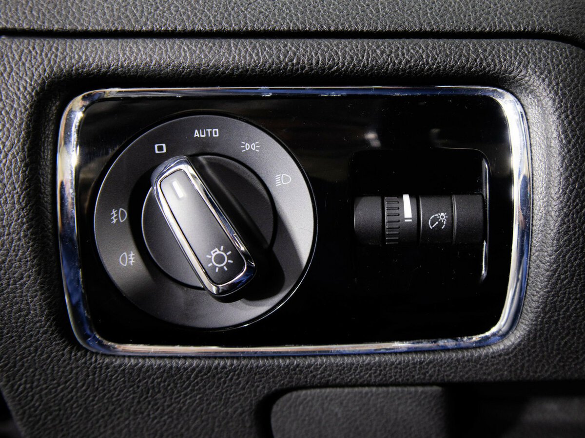 Skoda Superb DSG II Рестайлинг, 2014 - Фото №12