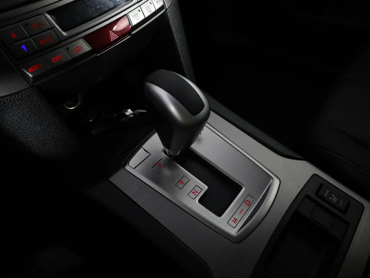 Subaru Outback IV, 2012 - Фото №9