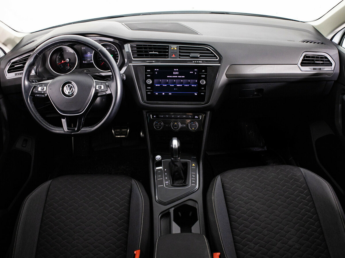 Volkswagen Tiguan II, 2018 - Фото №10
