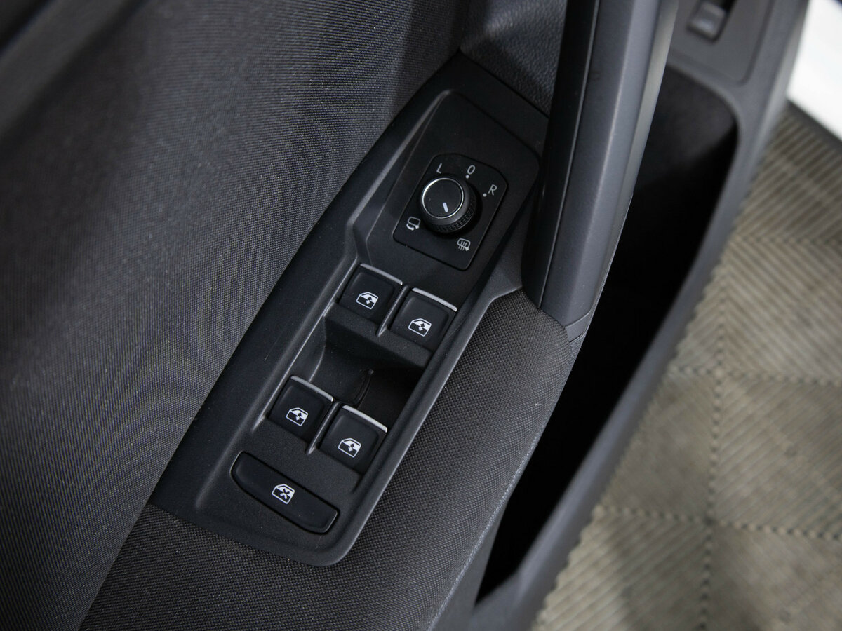 Volkswagen Tiguan II, 2018 - Фото №15