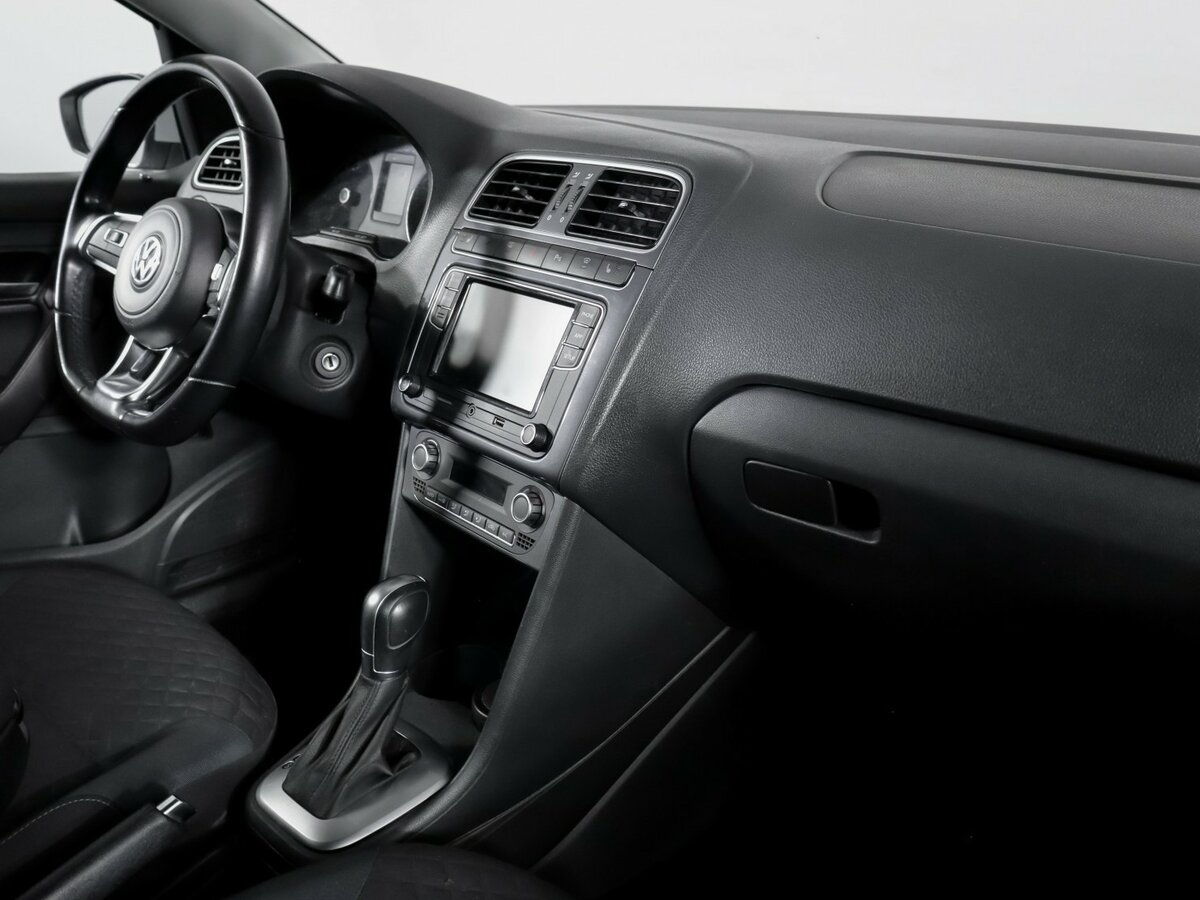 Volkswagen Polo V Рестайлинг, 2019 - Фото №6