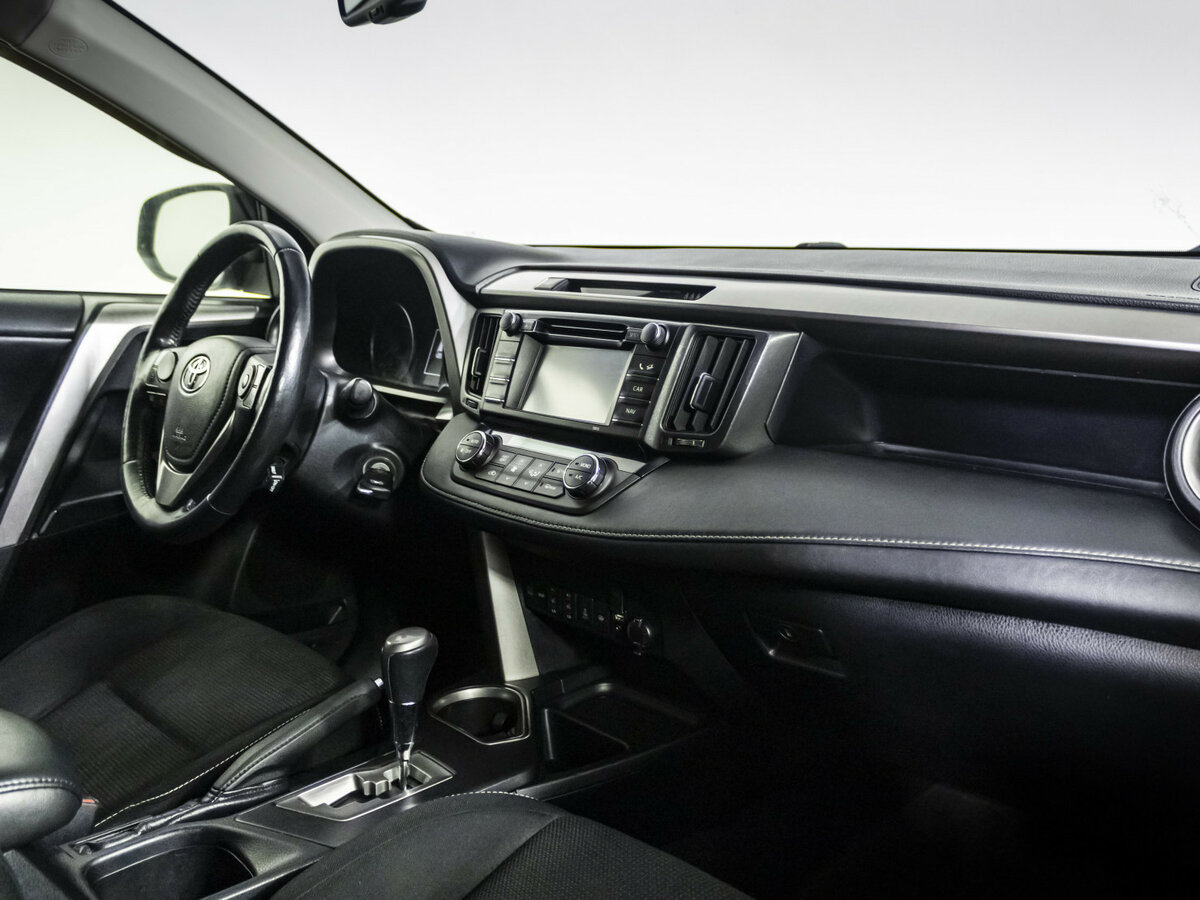 Toyota RAV4 IV (XA40) Рестайлинг, 2015 - Фото №7