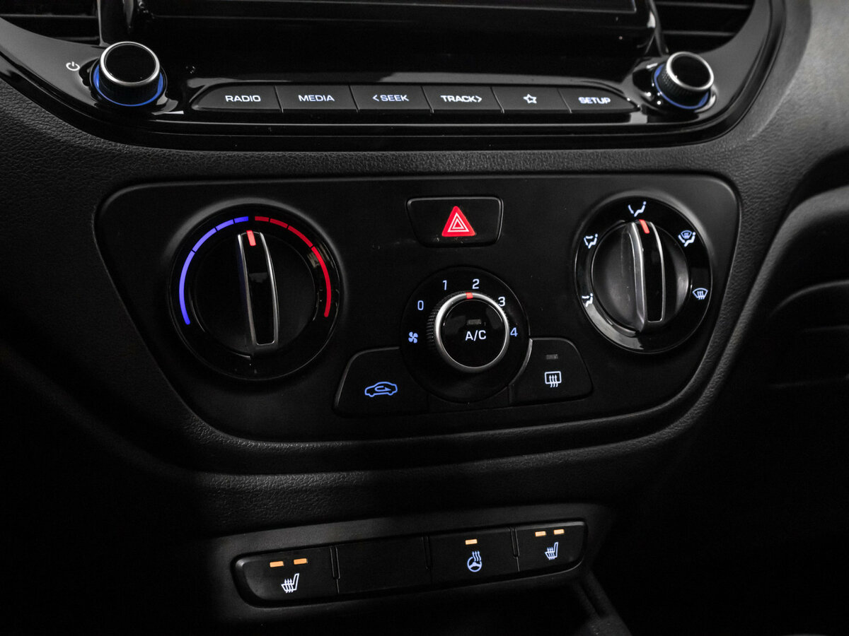 Hyundai Solaris II Рестайлинг, 2021 - Фото №15