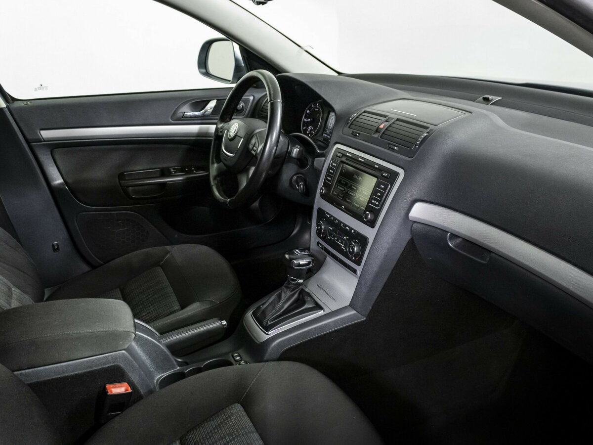 Skoda Octavia DSG7 II (A5) Рестайлинг, 2013 - Фото №6