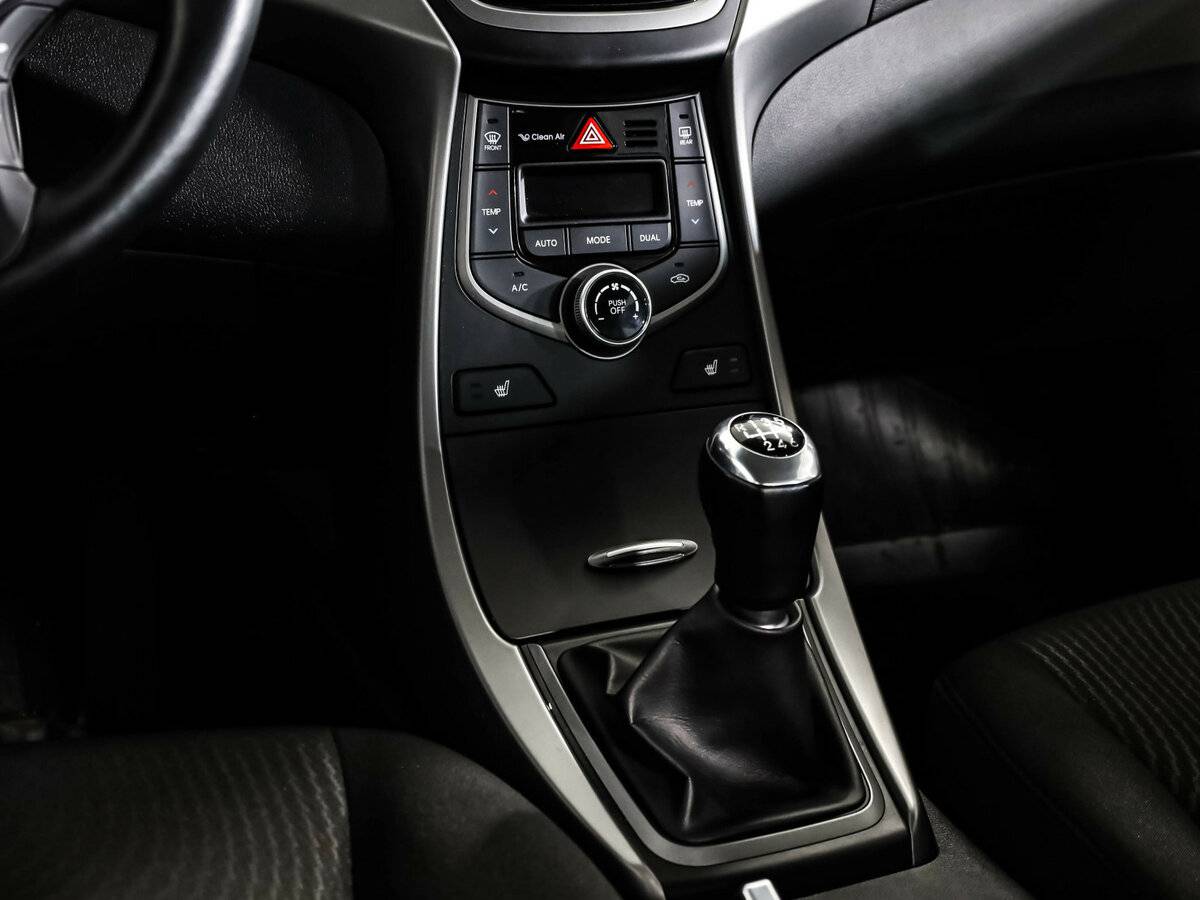 Hyundai Elantra V (MD) Рестайлинг, 2015 - Фото №10