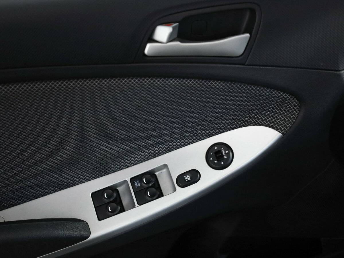 Hyundai Solaris I, 2013 - Фото №20