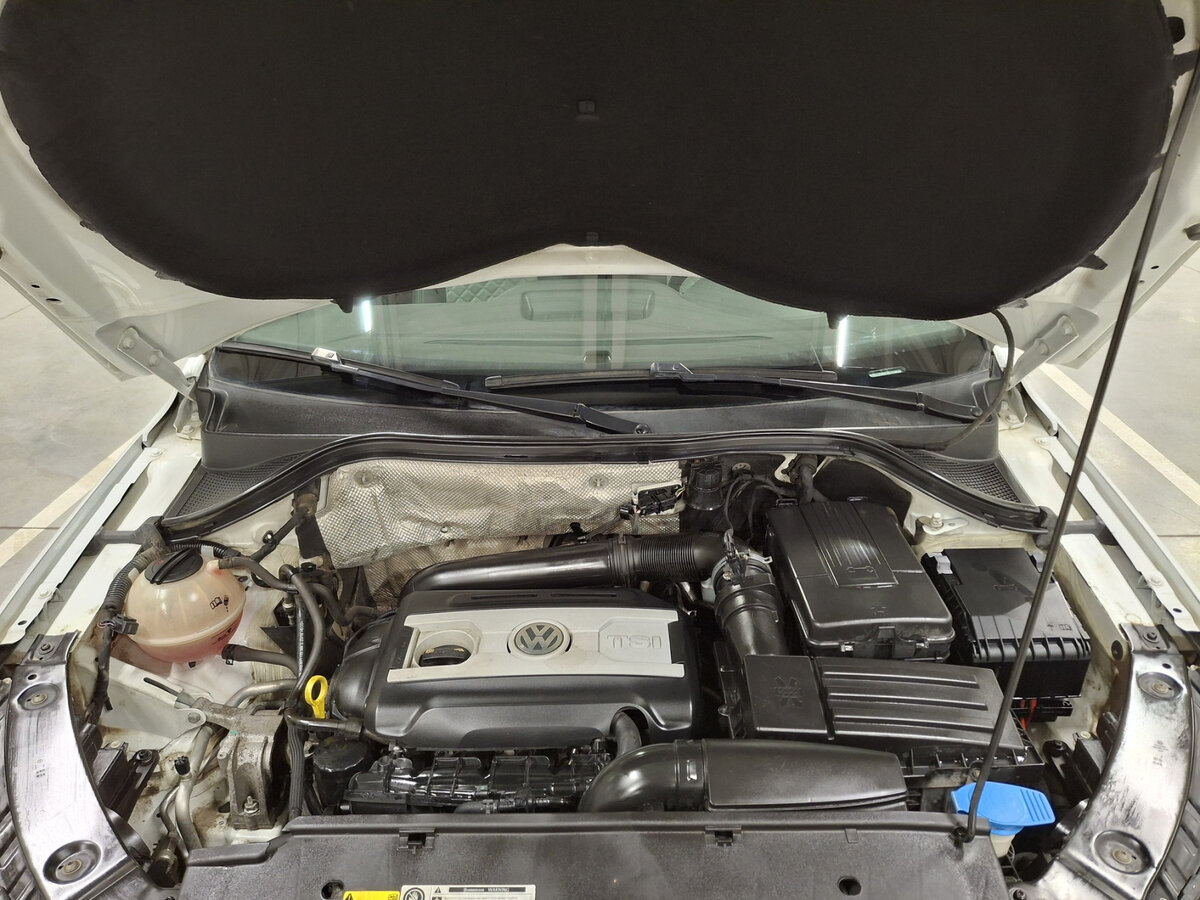 Volkswagen Tiguan I Рестайлинг, 2016 - Фото №8