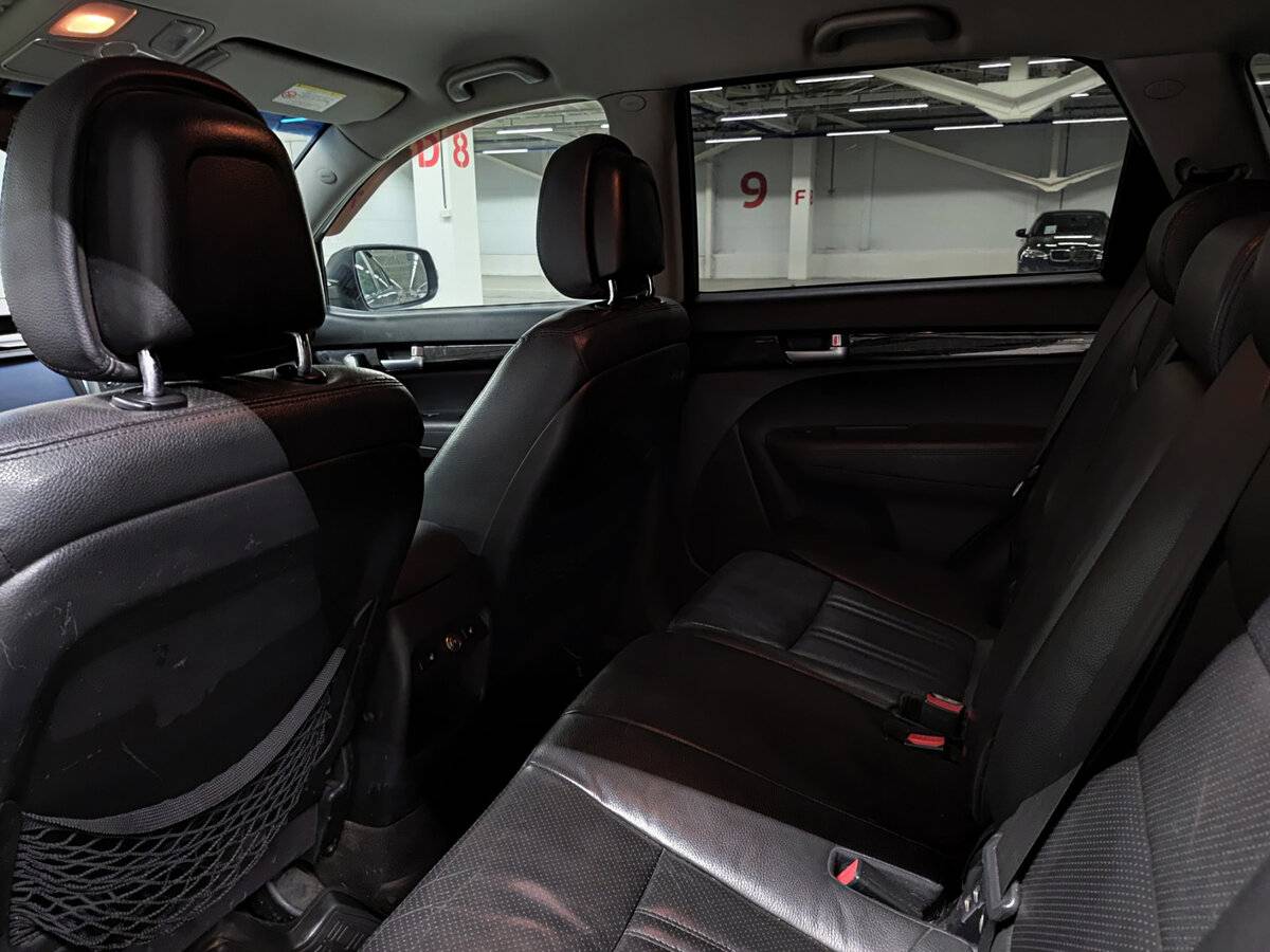 Kia Sorento II Рестайлинг, 2013 - Фото №11