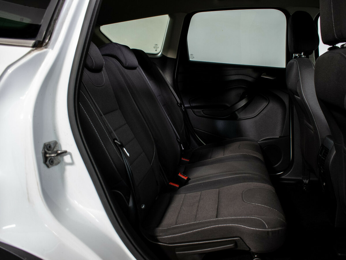 Ford Kuga II, 2015 - Фото №6