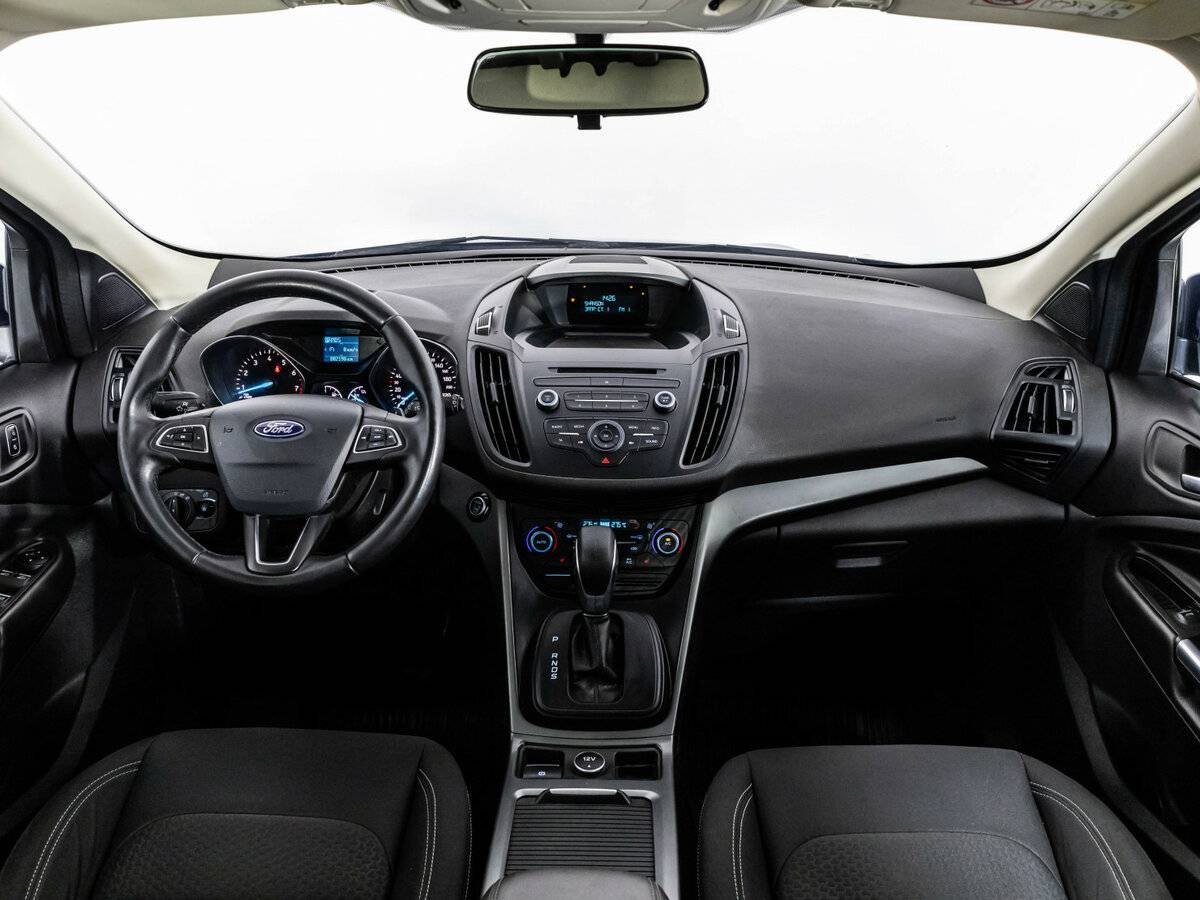 Ford Kuga II Рестайлинг, 2017 - Фото №7