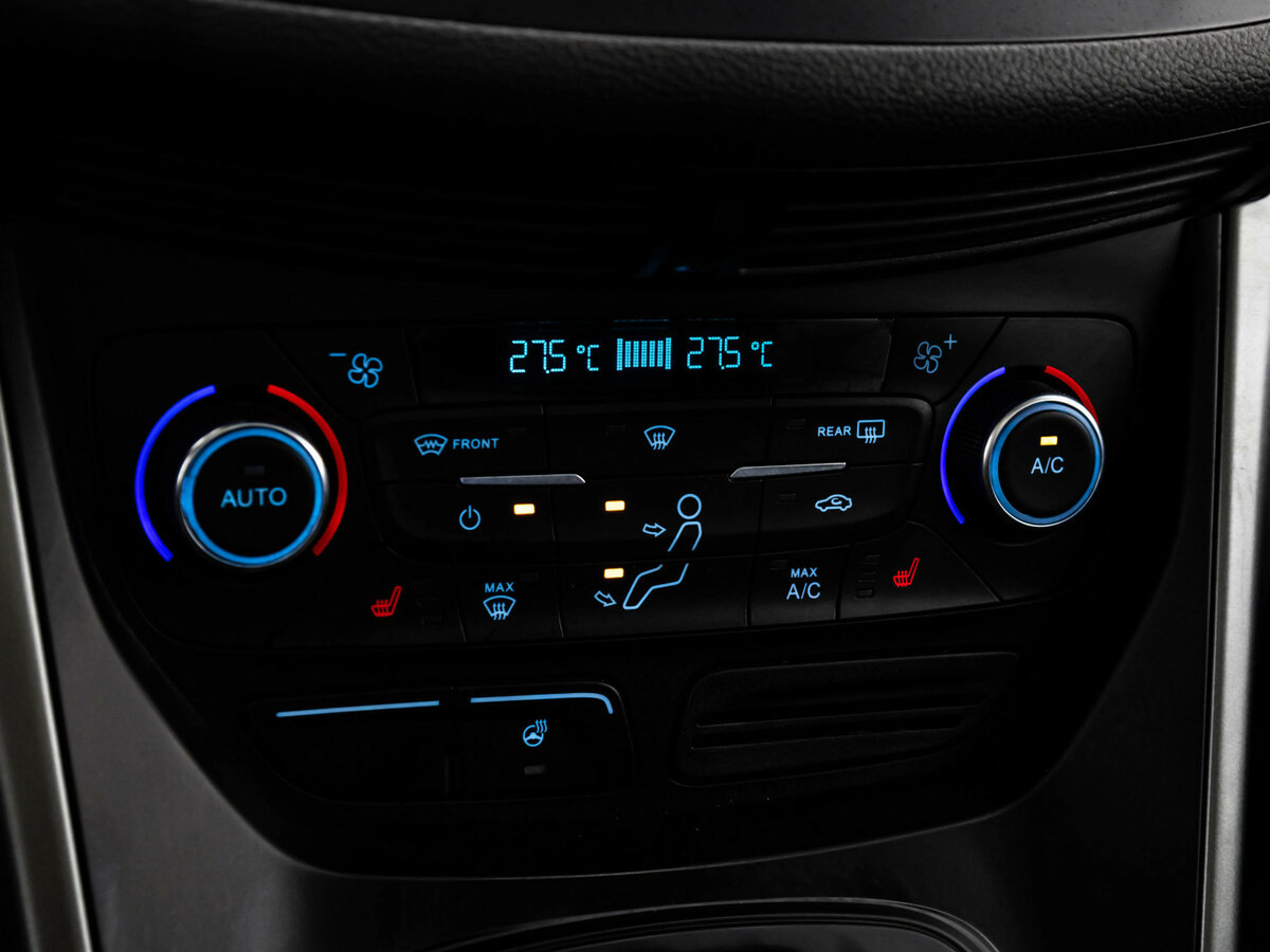 Ford Kuga II Рестайлинг, 2017 - Фото №10