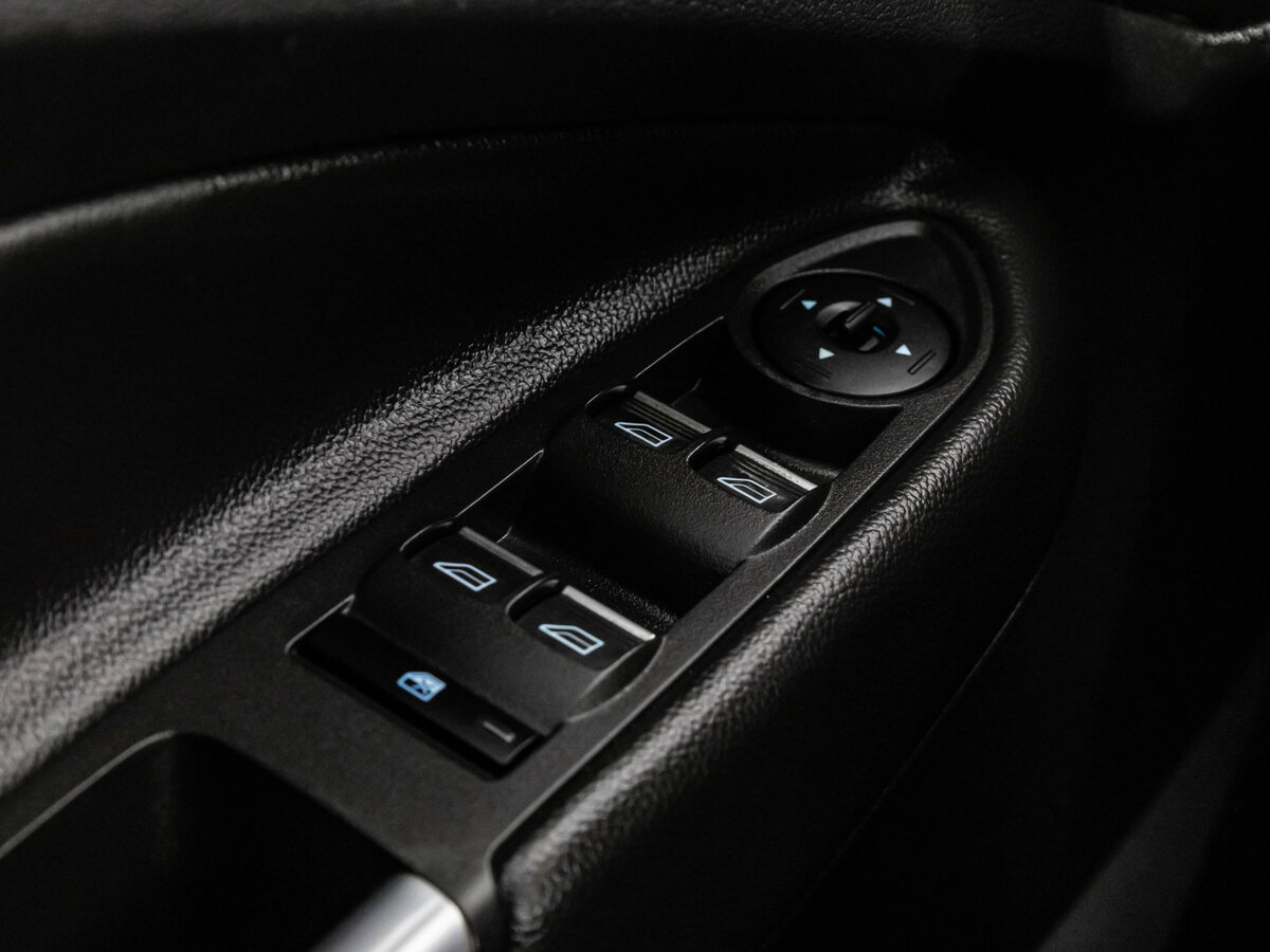 Ford Kuga II Рестайлинг, 2017 - Фото №11