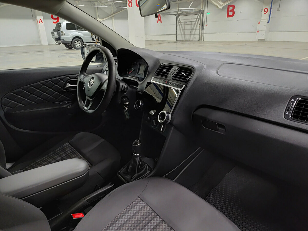 Volkswagen Polo V Рестайлинг, 2017 - Фото №10