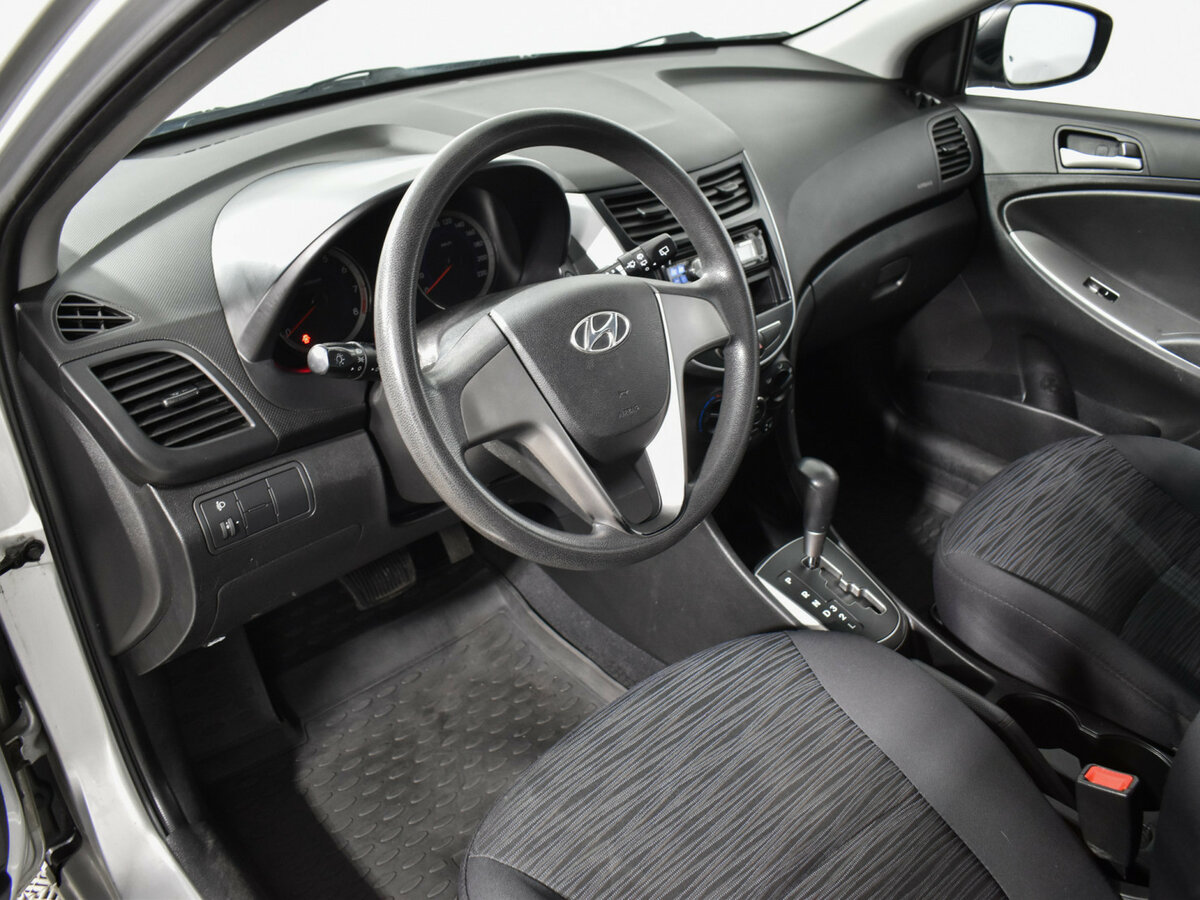 Hyundai Solaris I Рестайлинг, 2015 - Фото №8