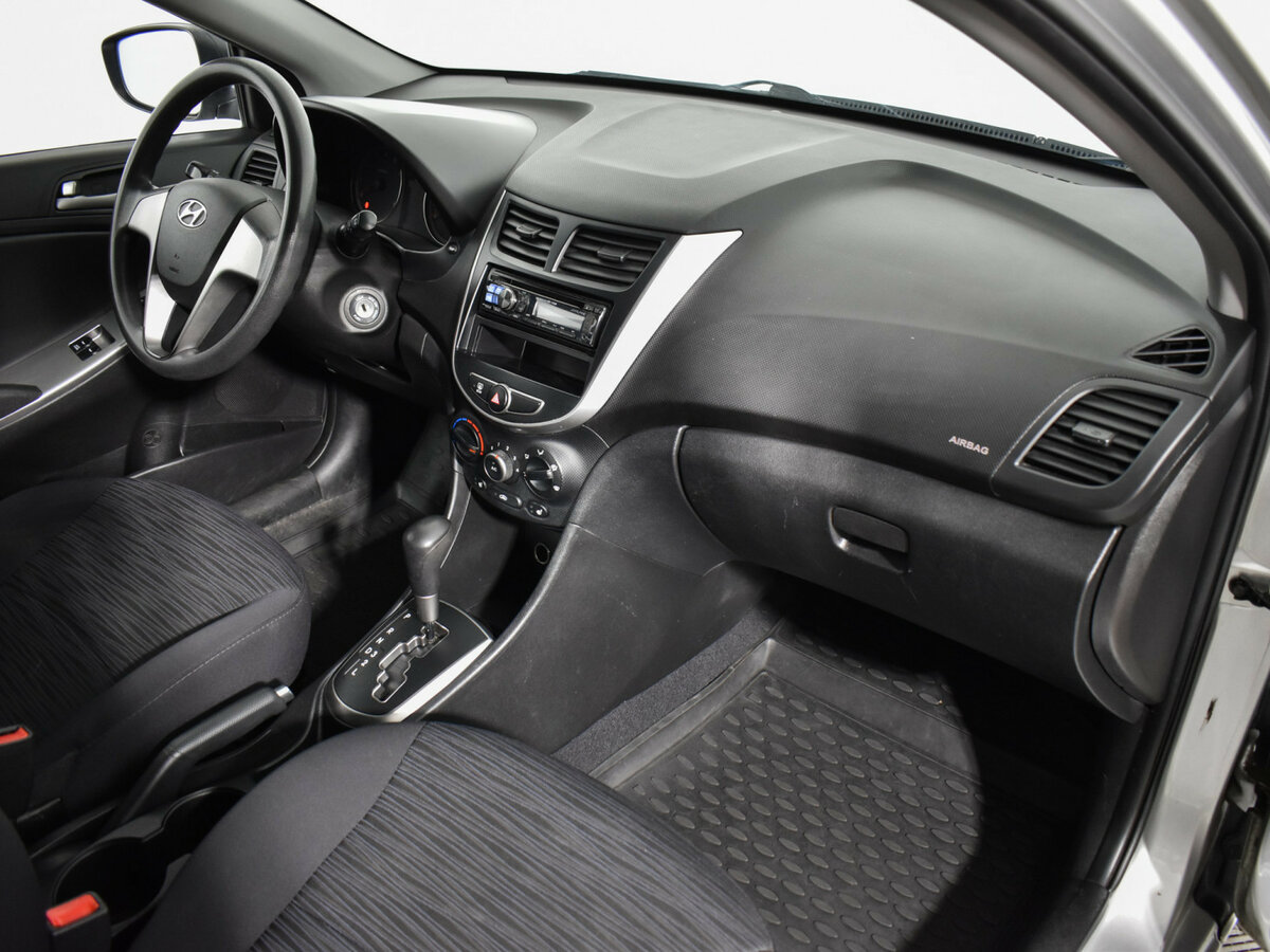 Hyundai Solaris I Рестайлинг, 2015 - Фото №11