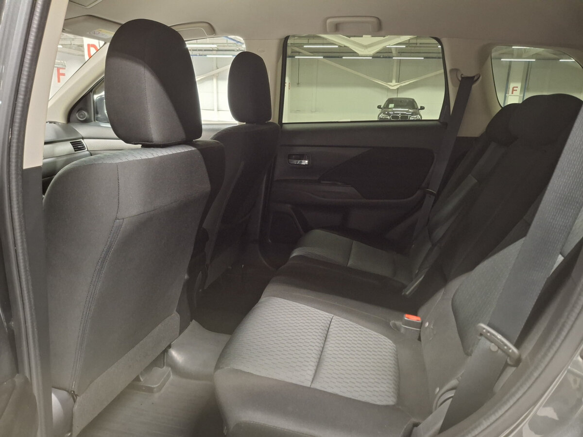 Mitsubishi Outlander III Рестайлинг 2, 2015 - Фото №10
