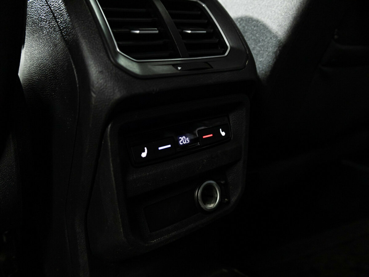 Volkswagen Tiguan II, 2017 - Фото №13
