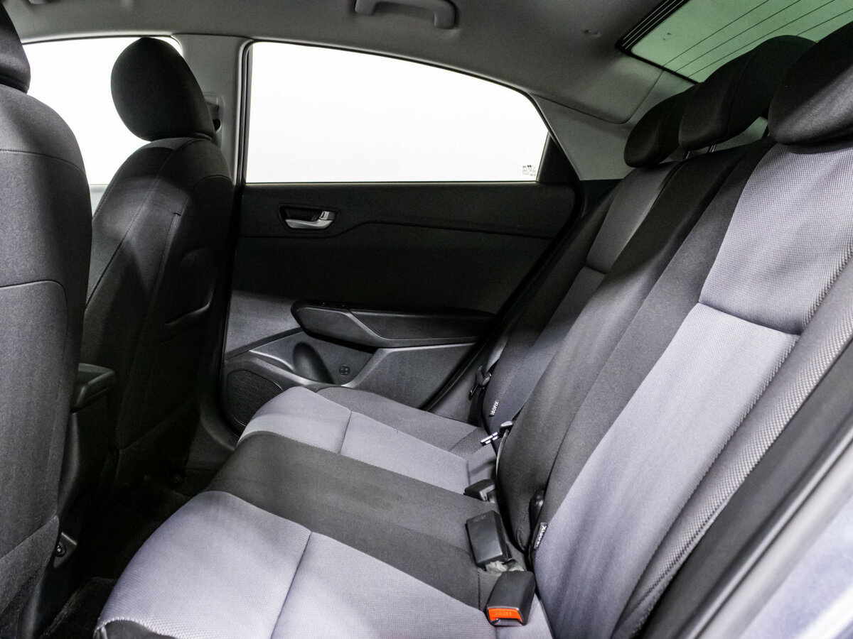 Hyundai Solaris II Рестайлинг, 2021 - Фото №11