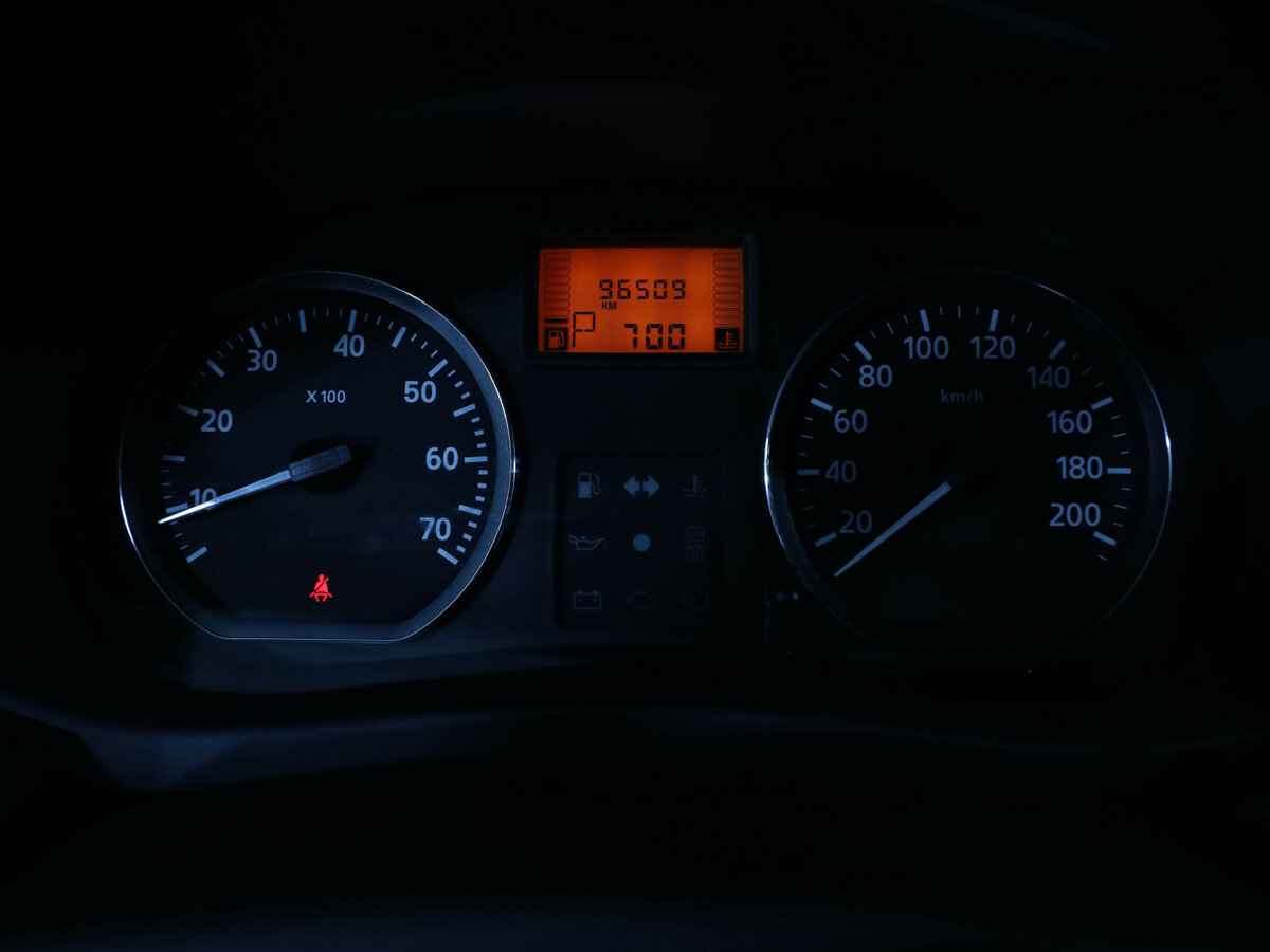 Renault Logan I Рестайлинг, 2015 - Фото №8