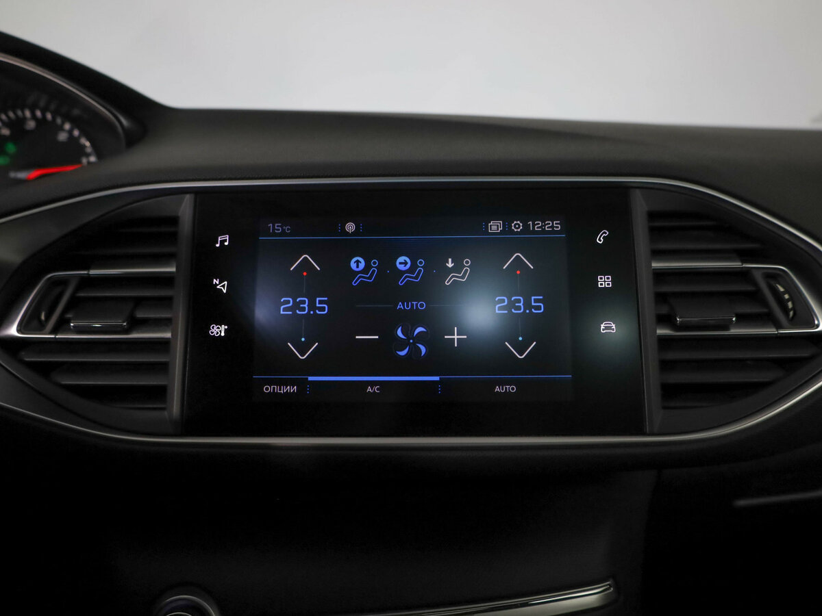 Peugeot 308 II Рестайлинг, 2019 - Фото №9