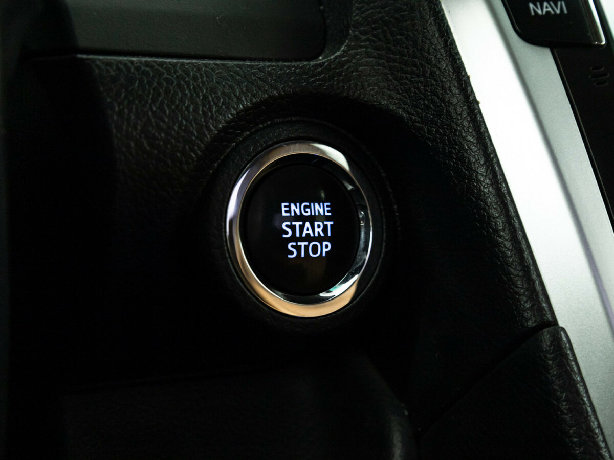 Toyota Camry VII (XV50) Рестайлинг, 2016 - Фото №16