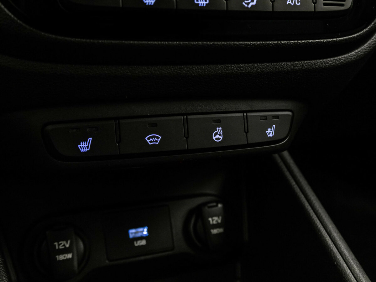 Hyundai Solaris II Рестайлинг, 2020 - Фото №13