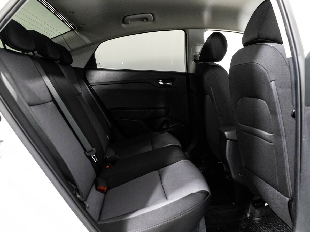 Hyundai Solaris II Рестайлинг, 2020 - Фото №16